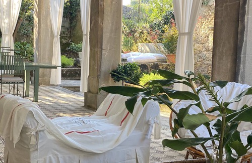 Vilagarcia de Arousa Villa | SEÑORIAL HOUSE ON THE COAST WITH WONDERFUL PORCH