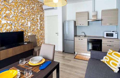 Marotta Apartment | SE048 - Marotta, new two-room apartment facing the sea