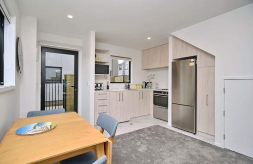New Brighton House | Sea Air and Sandy Beach Beautiful 1 bed 1 bath