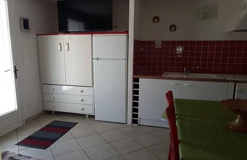 La Crau Apartment | SEA AND COUNTRYSIDE UNDER THE CÔTE D'AZUR SUN