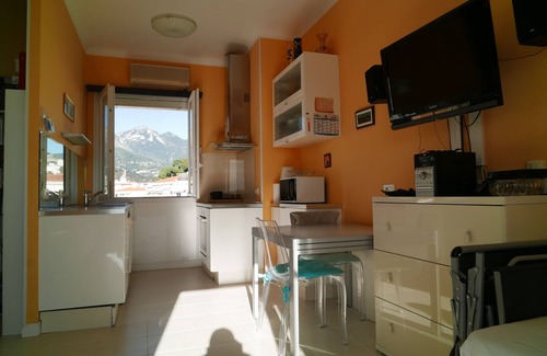 Alpes-Maritimes Apartment | Sea and Mountains