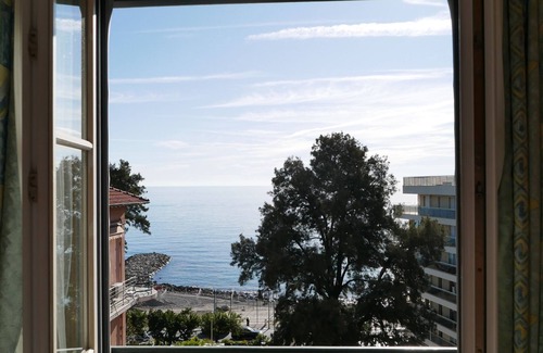 Alpes-Maritimes Apartment | Sea and Mountains
