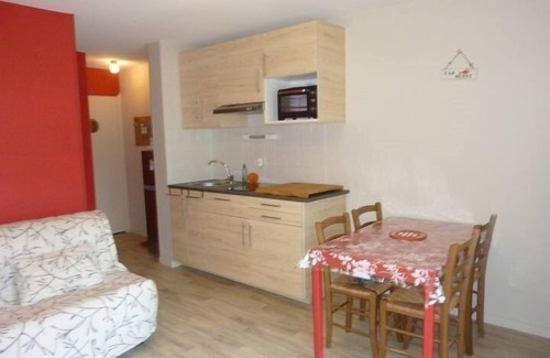 Damgan Apartment | Sea and shops on foot, T2 ground floor for 4 people.