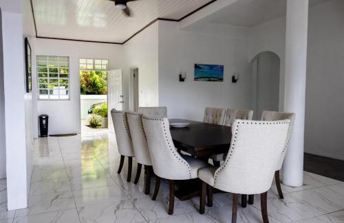 Castle Comfort House | Sea and Summit Villa