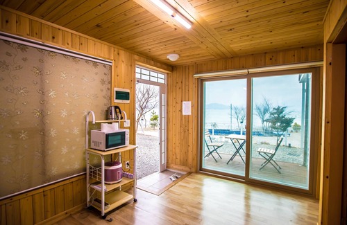 Namhae Apartment | Sea and Sunset Pension