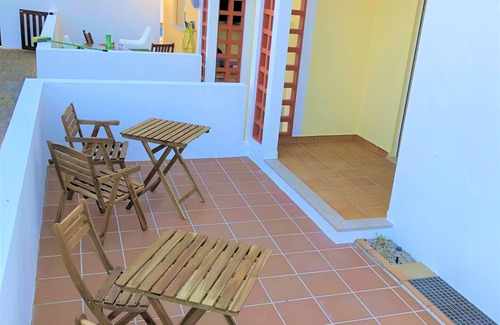 Ferrel Apartment | Sea Avenue House (center Baleal - Surfboard included)