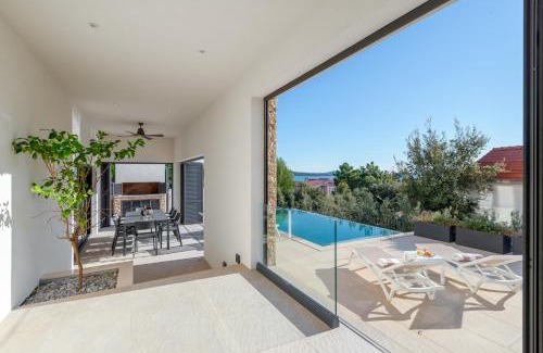 Sevid Villa | Sea Bliss Luxury Villa - Sevid