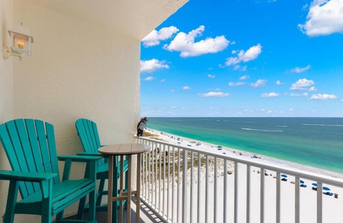 Madeira Beach Apartment | Sea Breeze 708
