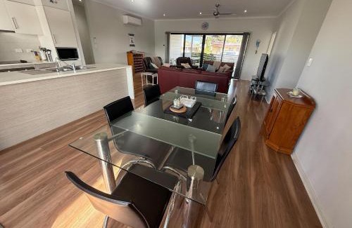 Melville House | Sea Breeze at Coobowie