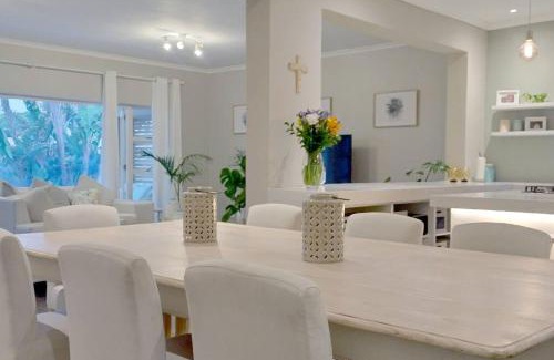 Melkbosstrand House | Sea Breeze Beach Home in Melkbosstrand, Cape Town