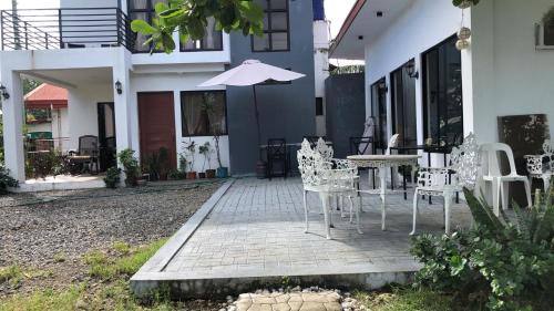 Escalante City House | Sea Breeze Beach House near sandbars and beaches and near to Danao port