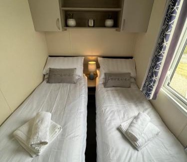 Truro Resort | Sea Breeze Escape