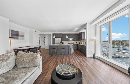 Marina del Rey Apartment | Sea Breeze Escape 3BR Coastal Gem w/2 Balconies
