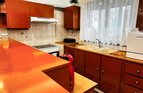 Koum Kapi Apartment | Sea Breeze Sanctuary-1bd 3pl 1ba - 90m To Sea
