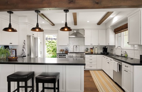 East Mesa House | Sea Breezes in Sunny Santa Barbara