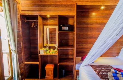 Ceningan Island Bed & Breakfast | Sea Bridge Villa Ceningan