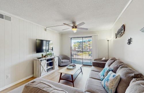 North Myrtle Beach Apartment | Sea Cabin 137