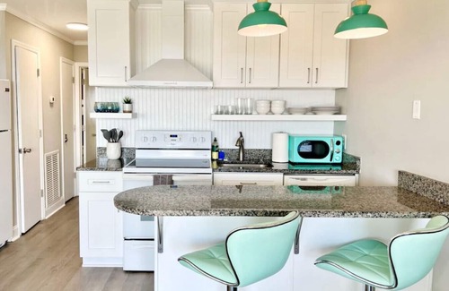 Isle of Palms Apartment | Sea Cabin 318B- Isle of Palms!
