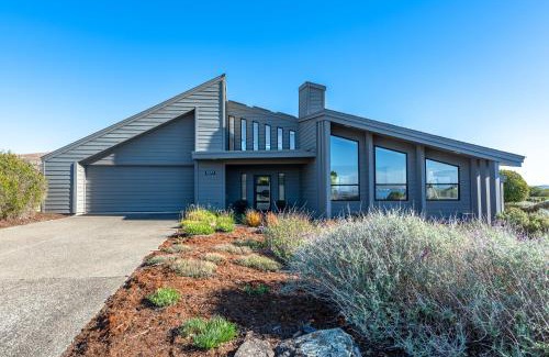 Bodega Bay House | Sea Casa - Hot Tub Views
