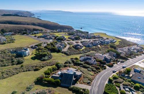 Bodega Bay House | Sea Casa - Hot Tub Views
