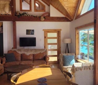 Sonora Island Ski Chalet | Sea Chalet - Oceanfront Cabin