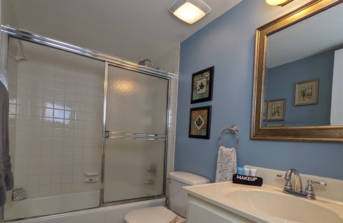 Indian Shores Condo | Sea Club Unit 14 Poolview