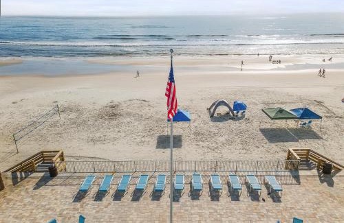 New Smyrna Beach House | Sea Coast Gardens III 111