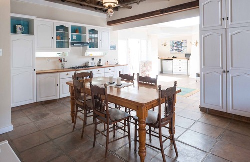 Fish Hoek House | Sea Cottage - 6 sleeper holiday home