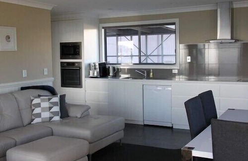 Binalong Bay House | SEA EAGLE COTTAGE Bay of Fires PEOPLES CHOICE TAS