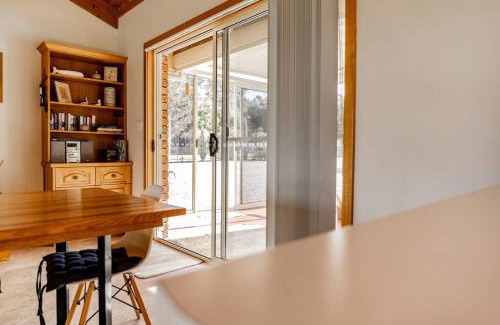 St Helens House | Sea Eagle Escape on Moulting Bay