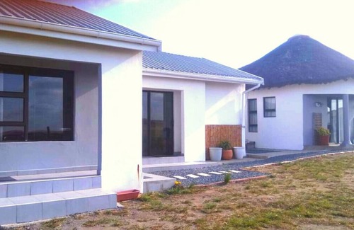 Ngquza Hill House | Sea-facing Home in breathtakingly beautiful and tranquil natural surroundings.