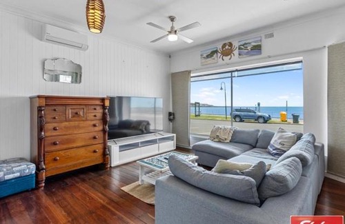 Port Vincent Apartment | sea forever