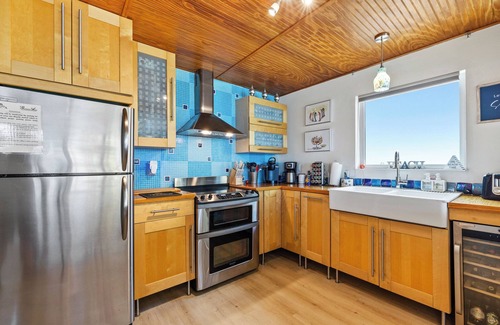 New Smyrna Beach Condo | Sea Forever! Beachfront Golden Arms #501 ~ Walk to shopping, dining & night life on Flagler Ave.