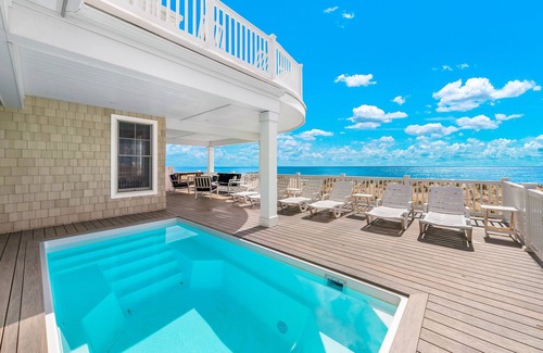 Beach Haven Gardens House | “Sea Forever” Holgate Oceanfront- pet friendly, elevator, 5 Br