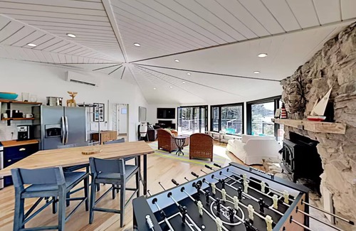 Sebascodegan Island House | Sea Forever! Waterfront, Dog-Friendly Retreat, Seasonal Dock, 12min to Brunswick