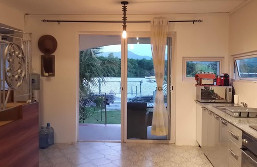 Tamarin House | Sea front beach house With Rental car included
