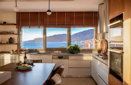 Koutsouras Villa | Sea-front luxury contemporary villa with infinity pool & spa, 10 bedrooms