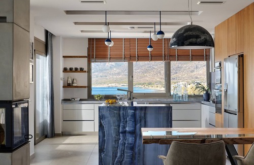 Koutsouras Villa | Sea-front luxury contemporary villa with infinity pool & spa, 10 bedrooms