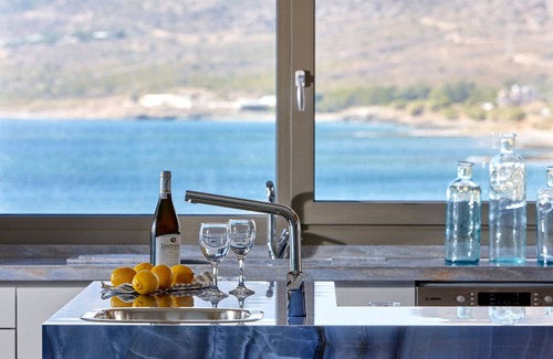 Koutsouras Villa | Sea-front luxury contemporary villa with infinity pool & spa, 10 bedrooms