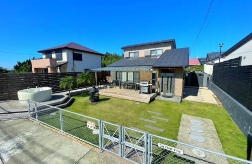 Tateyama Villa | Sea Front Villa