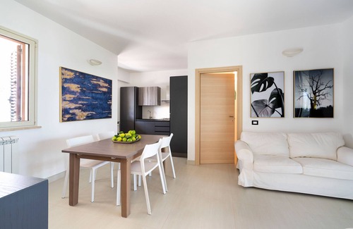 Noto Marina Villa | Sea front villa with Jacuzzi, Lido di Noto, Sicily