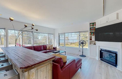 Penobscot House | Sea Glass Beach