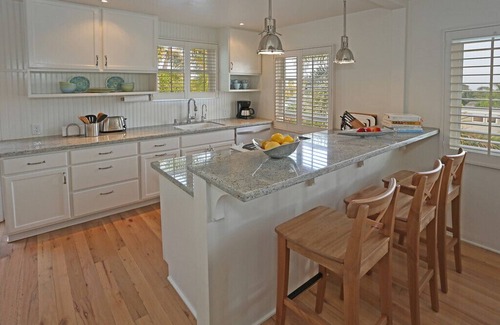 East Mesa House | Sea Glass Cottage - Cool, Fresh and Fun on the Mesa