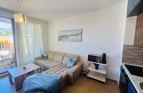 Przno Apartment | Sea Glass Sunset