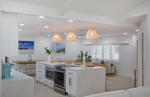 The Dunes House | Sea Glass Villa-Executive Pool Home on Golf Course