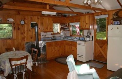 Deer Isle House | Sea Green Cottage - Delightful tidal oceanfront camp