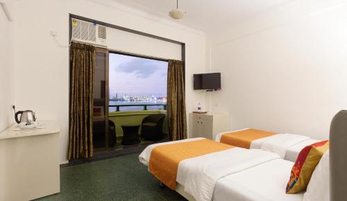 Churchgate Hotel | Sea Green South Hotel