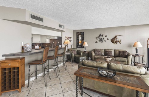 Port Aransas Condo | Sea Gull #608: Beachfront 2 Bedroom 2 Bathroom With Spectacular Views and 24 Hour Management