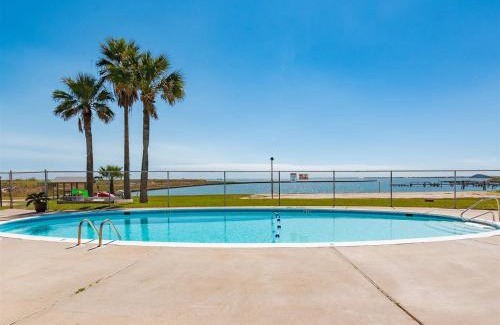 Lamar Apartment | Sea Gun Bayhome #128