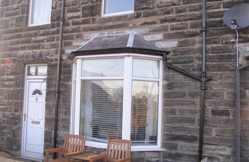 Seahouses Cottage | Sea Haven - 3 bed dog friendly cottage with free WIFI